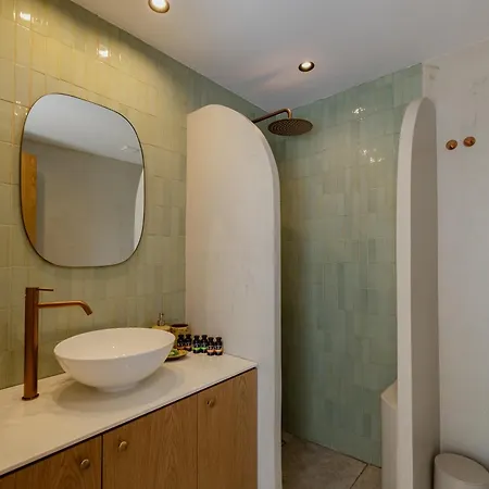 Lemonia Modern Retreat Archangelos (Rhodes)
