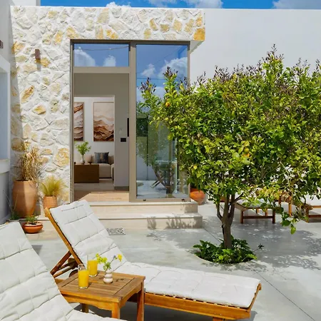 Lemonia Modern Retreat