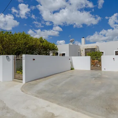 Casa de Férias Lemonia Modern Retreat *