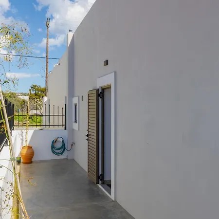 Lemonia Modern Retreat 度假居 *