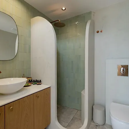 Casa de Férias Lemonia Modern Retreat *